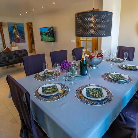 Lux Gallery Familiar Piscina Privada Barbacoa Aire Acondicionado Villa